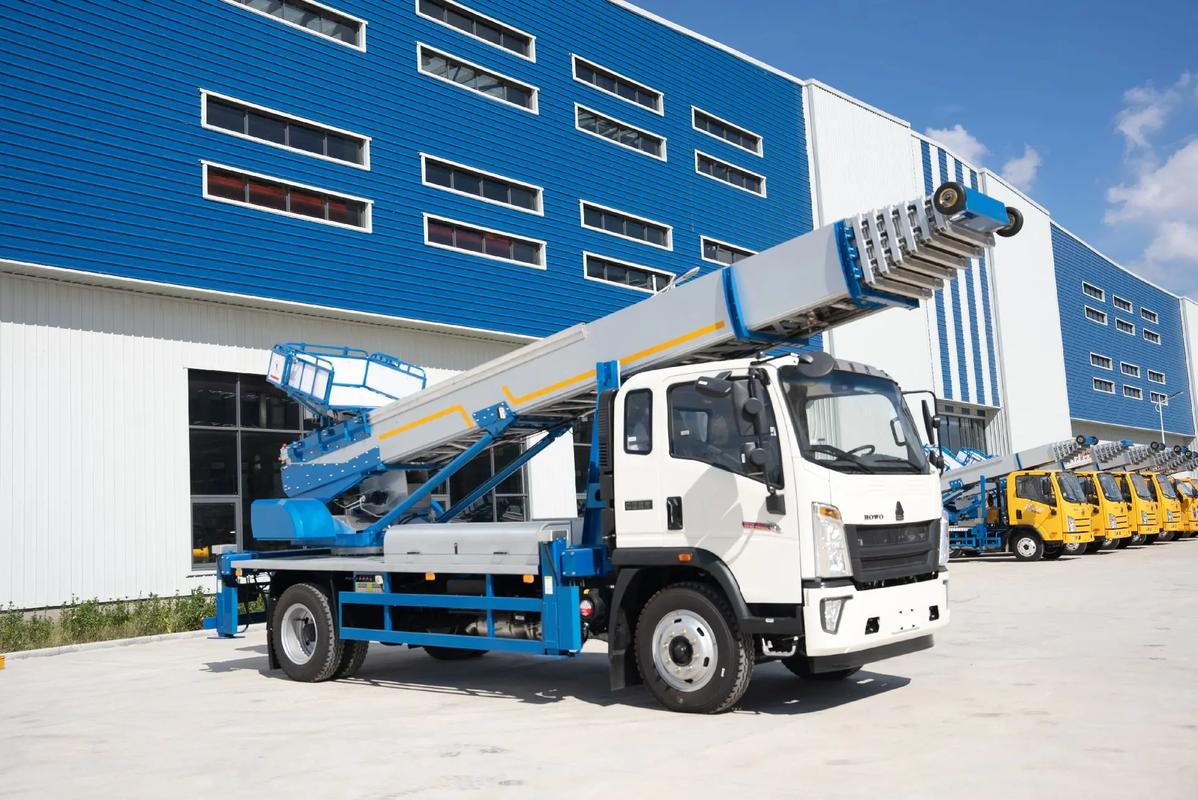 柏乡县出租云梯车高空作业车 建筑垃圾搬运