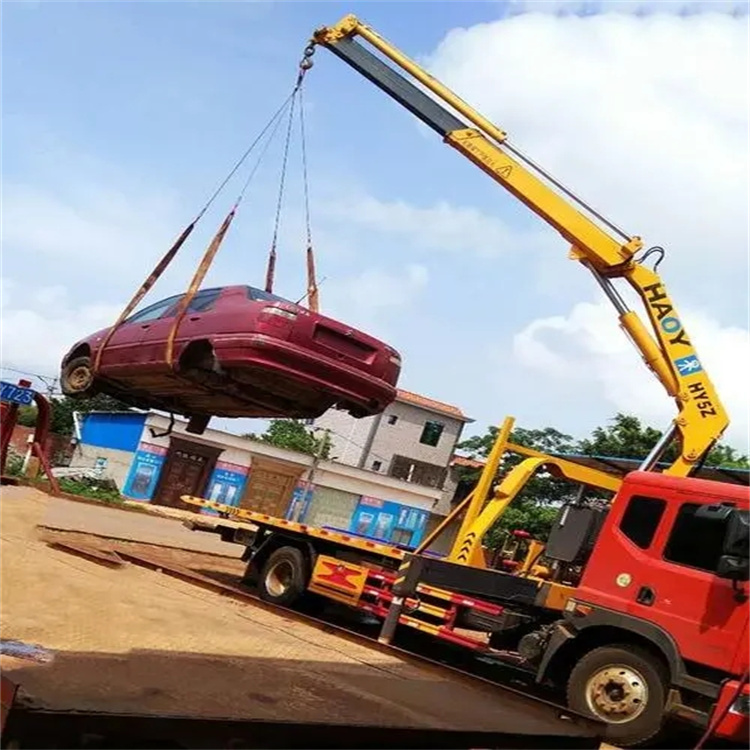 柏乡县吊车吊汽车的正确方法